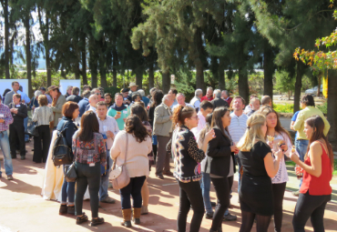 Agrónomos PUCV se reencuentran en campus La Palma