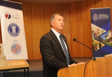 Educación Física y Salud en el desarrollo de la personalidad: ¿Deben elegir los adolescentes de tercero y cuarto años de enseñanza media?