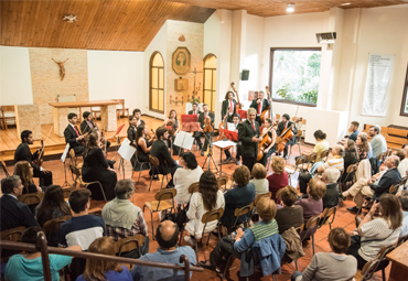 Orquesta de Cámara PUCV realiza concierto en Santuario de Schöenstatt