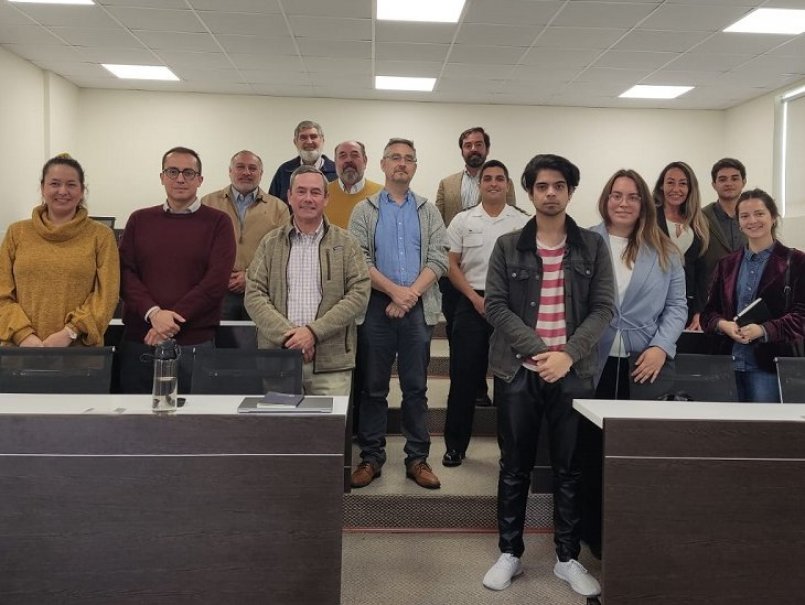 Delegación del Magíster en Relaciones Internacionales visitó la Academia de Guerra Naval