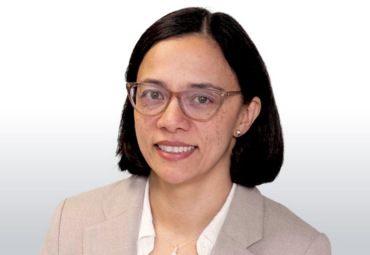 Escuela de Negocios y Economía incorpora a nueva académica