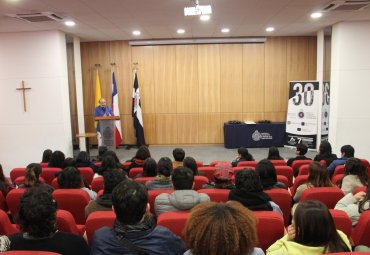 Estudiantes de Periodismo lanzaron nuevo medio de comunicación "Encuentro V"