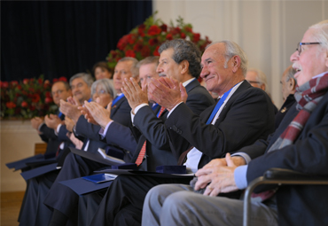 GALERÍA: Entrega de las medallas Fides et Labor y Centenario