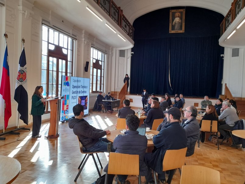 Universidad realiza capacitación sobre operación técnica y gestión de eventos