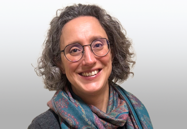 Académica impulsa enseñanza del inglés conectada con la conciencia ambiental