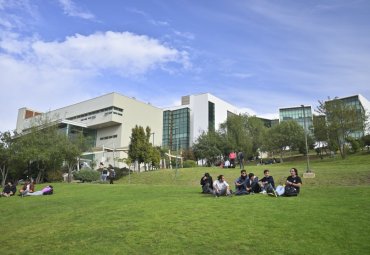 Conversatorio: "El tiempo en disputa: urgencia, ansiedad y sentido"