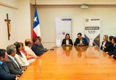 Convenio con Asociación de Empresas Consultoras de Ingeniería de Chile promoverá perfeccionamiento de profesionales