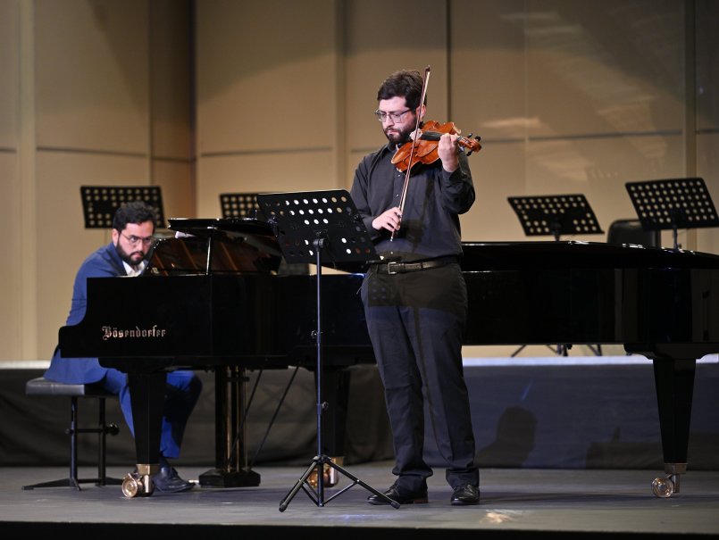 Repertorio europeo y jóvenes talentos marcaron concierto de la Orquesta de Cámara en Viña del Mar