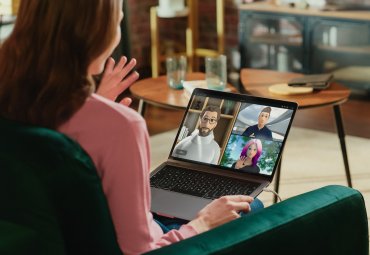 Presentan innovadora línea de avatares realizados con IA para docencia y apoyo profesional