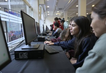 Alza en indicadores clave y alta demanda registra PUCV en proceso de matrículas 2026