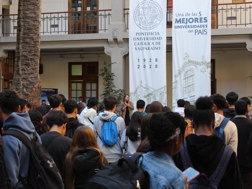 Cientos de escolares se reúnen en Jornada de Atracción de Talento en Casa Central