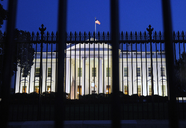 Docs Barcelona del Mes: Todos los Gobiernos Mienten