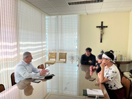 Estudiantes de Propedéutico realizan pasantía en Instituto de Física