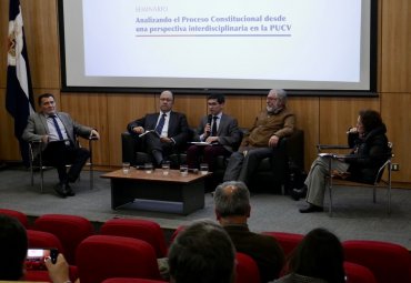 PUCV se reúne para analizar el proceso constitucional
