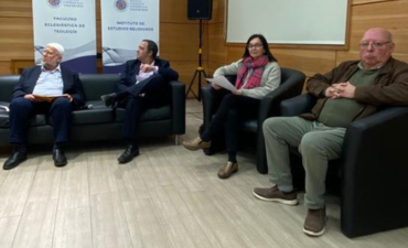 Coloquio "Caminar juntos, en la diferencia, hacia la paz y la justicia".