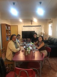 Piscicultura de Río Blanco y Municipalidad de Quilicura impulsan alianza para fortalecer la integración de personas mayores