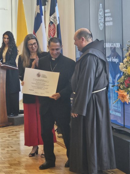 Graduación de estudiantes 2024