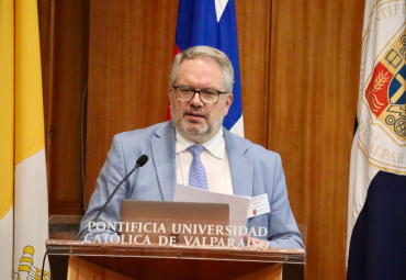 Destacado romanista belga Jean-François Gerkens visita la Facultad de Derecho PUCV