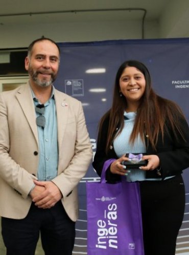 Distinguen a mujeres estudiantes de Facultad de Ingeniería