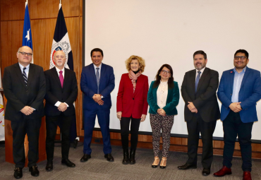 Derecho PUCV realiza con éxito tres seminarios internacionales en el marco del Módulo Jean Monnet financiado por la Unión Europea