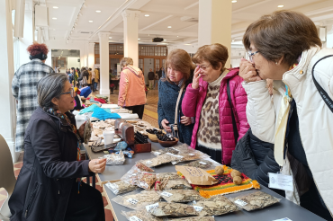 Interculturalidad desarrolla exitosa segunda versión de Feria de Artesanos y Emprendedores de Pueblos Originarios
