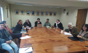 Clase online de Juan Pablo Espinosa (PUC) en Teología PUCV: “Experimentar el lenguaje”