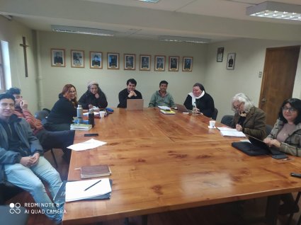 Clase online de Juan Pablo Espinosa (PUC) en Teología PUCV: “Experimentar el lenguaje”