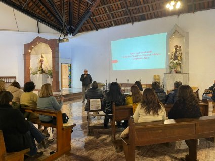 Charla sobre la Bula Spes non confundit se realizó en Quillota en el marco del plan de formación para secretarias parroquiales