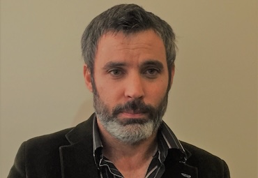 Director del Instituto de Filosofía es entrevistado por La Tercera