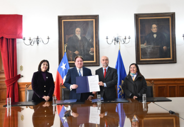 Corte Suprema firma convenio con el Núcleo de Lenguaje Claro y Derecho de la PUCV