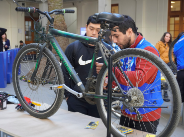 PUCV impulsa la movilidad sostenible con nueva jornada de Maker_Repair
