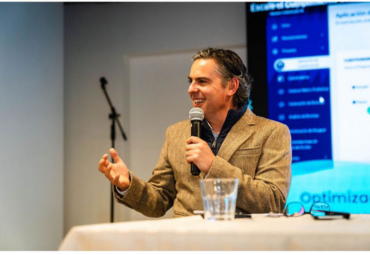 Profesor Adolfo Silva es nominado al Premio Líderes de la Transformación Legal LATAM 2025