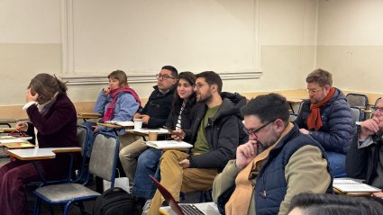 Docentes de Formación Fundamental proyectan segundo semestre 2025 y avanzan en renovación curricular