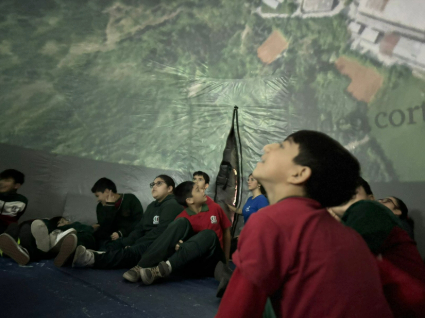 Planetario Móvil aterriza en el Colegio Italiano de Limache