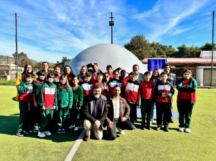 Planetario Móvil aterriza en el Colegio Italiano de Limache