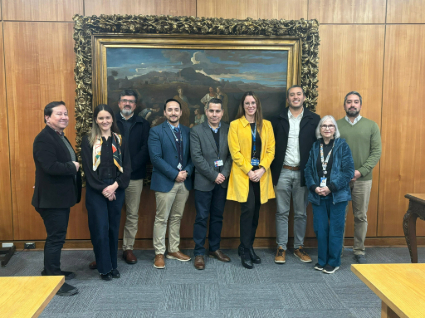 Facultad de Ciencias PUCV se reúne con Servicio de Salud VQ