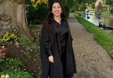 Vínculos que marcan: el legado de sus profesores PUCV en la carrera de una investigadora en Cambridge