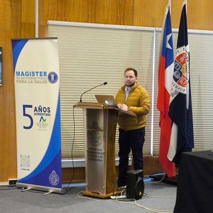 Magíster en Actividad Física para la Salud inaugura segundo semestre