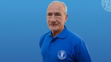 Profesor Luis Peña es reconocido por su legado en la Escuela de Educación Física