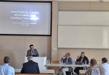 Profesor Patricio Lazo expuso en congreso internacional de Historia del Derecho en Budapest