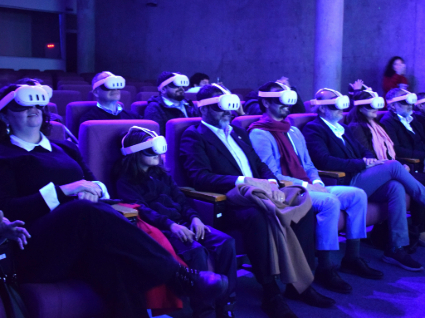 Experiencia Cósmica Inmersiva: Viaja por el Universo a través de Realidad Virtual