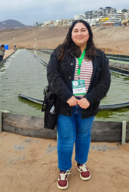 Estudiante del Doctorado en Biotecnología PUCV presentó su trabajo en CIBAL 2025