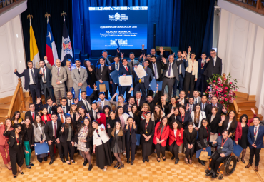 Facultad de Derecho PUCV celebró ceremonia de graduación de sus programas de Magíster en Derecho y Magíster en Derecho Penal y Ciencias Penales