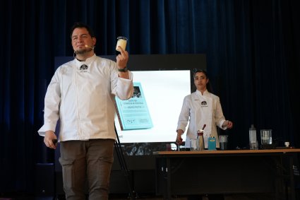 Ciencia para todos: PUCV reúne a jóvenes y divulgadores en Multiplica STEM