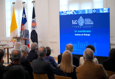 Instituto de Biología PUCV realiza ceremonia para conmemorar su aniversario N°70