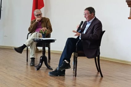 Visita del teólogo canadiense Marc Dumas: diálogo sobre teología y cuidados espirituales en Chile